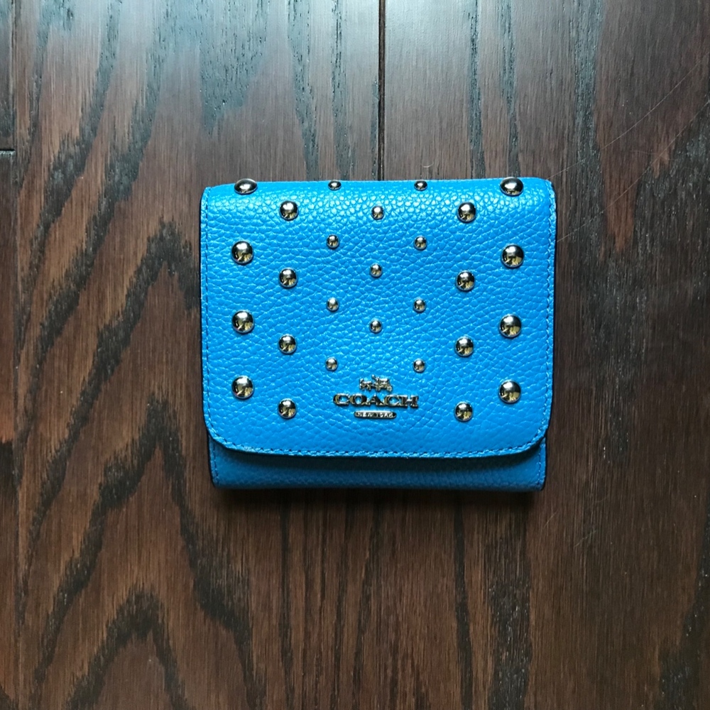 Coach Handbag - Picture 6 of 7